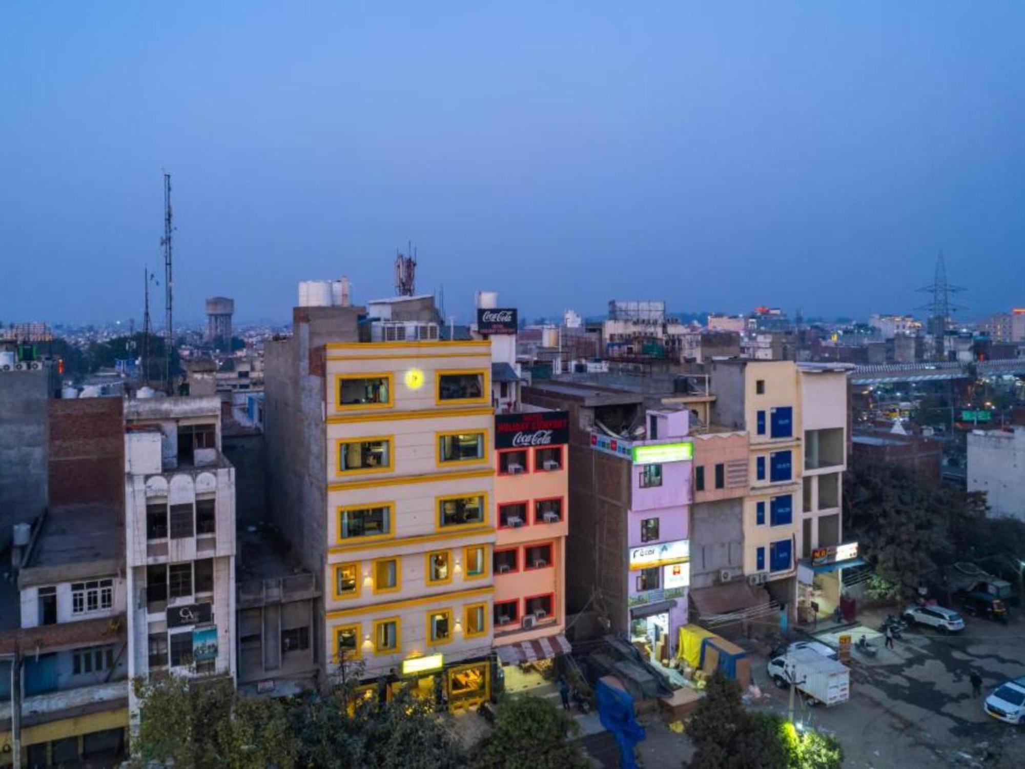The Hosteller Amritsar, Near Golden Temple Exterior photo
