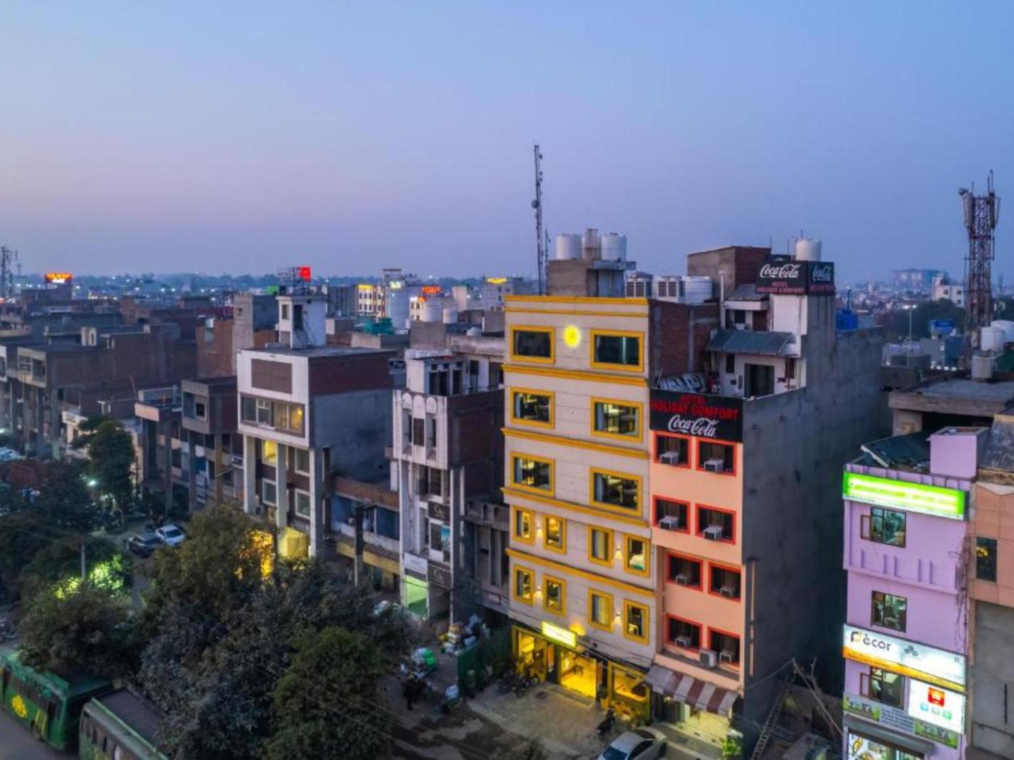 The Hosteller Amritsar, Near Golden Temple Exterior photo